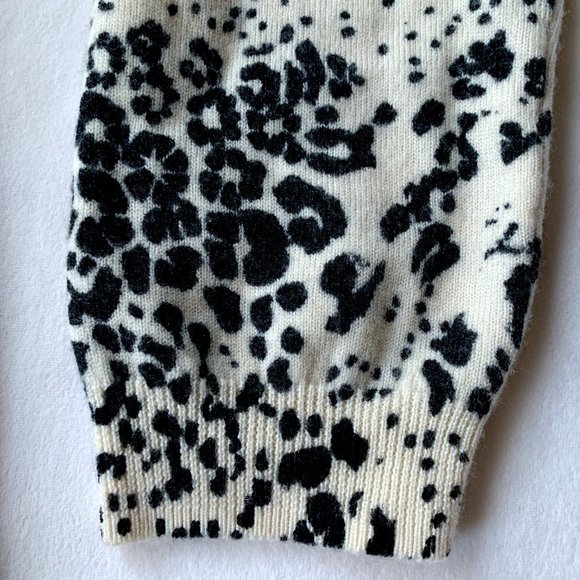 J. Crew | 100% Merino Wool Black & White Animal Print Cardigan - Picture 4 of 8